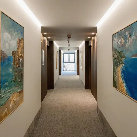 Mazarine Hotel, Vlore, Albania Hotel