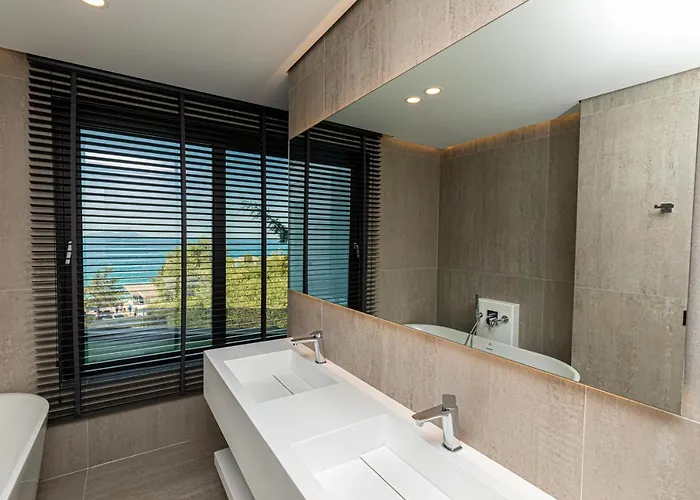 Mazarine Hotel, Vlore, Albania Hotel 4*