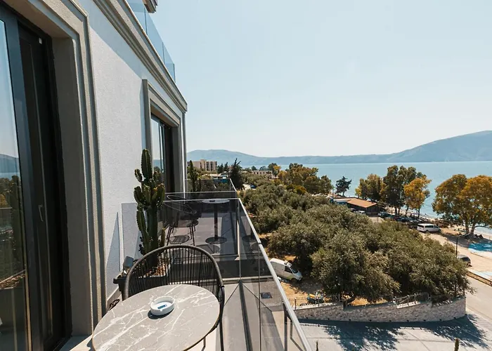 Hotel Mazarine Hotel, Vlore, Albania 4*