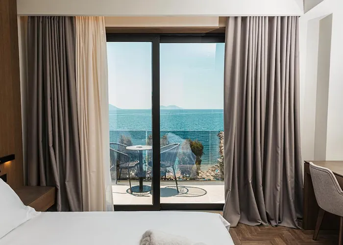 Mazarine Hotel, Vlore, Albania