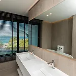 Mazarine Hotel, Vlore, Albania Hotel 4*