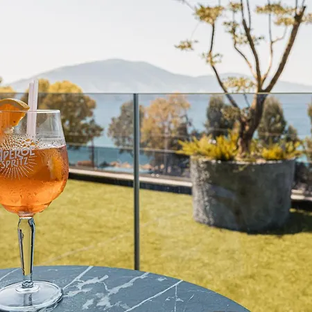 Mazarine Hotel, Vlore, Albania Hotel 4*