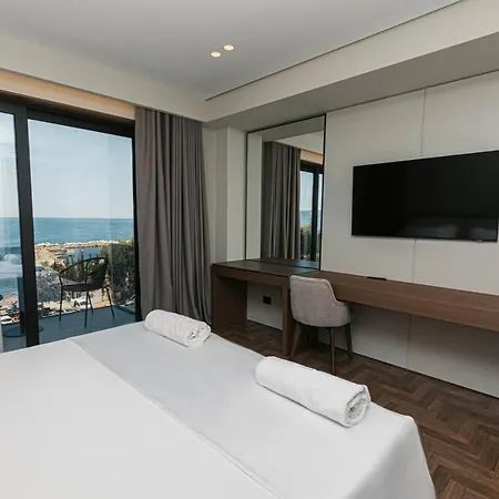 Hotel Mazarine Hotel, Vlore, Albania Radhimë