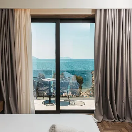 Mazarine Hotel, Vlore, Albania