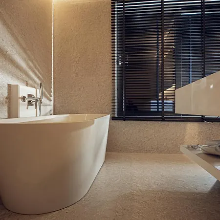 Mazarine Hotel, Vlore, Albania Radhime