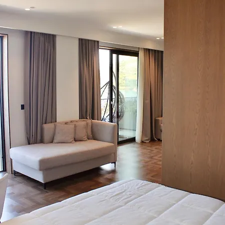 Hotel Mazarine Hotel, Vlore, Albania Radhime