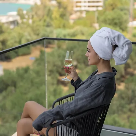 Mazarine Hotel, Vlore, Albania 4* Radhimë