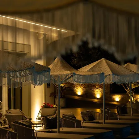Mazarine Hotel, Vlore, Albania 4* Radhimë
