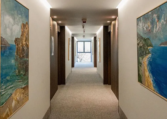 Mazarine Hotel, Vlore, Albania Hotel